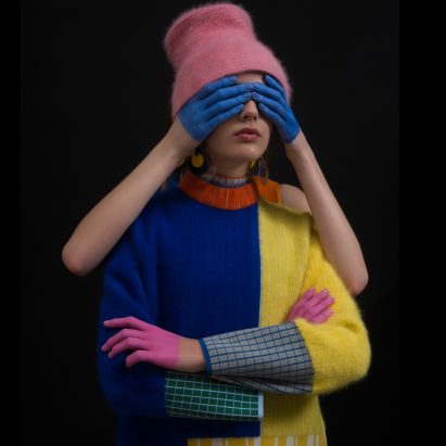 Chen Zhi celebrates fashion’s “superficial” reputation with colourful knitwear collection