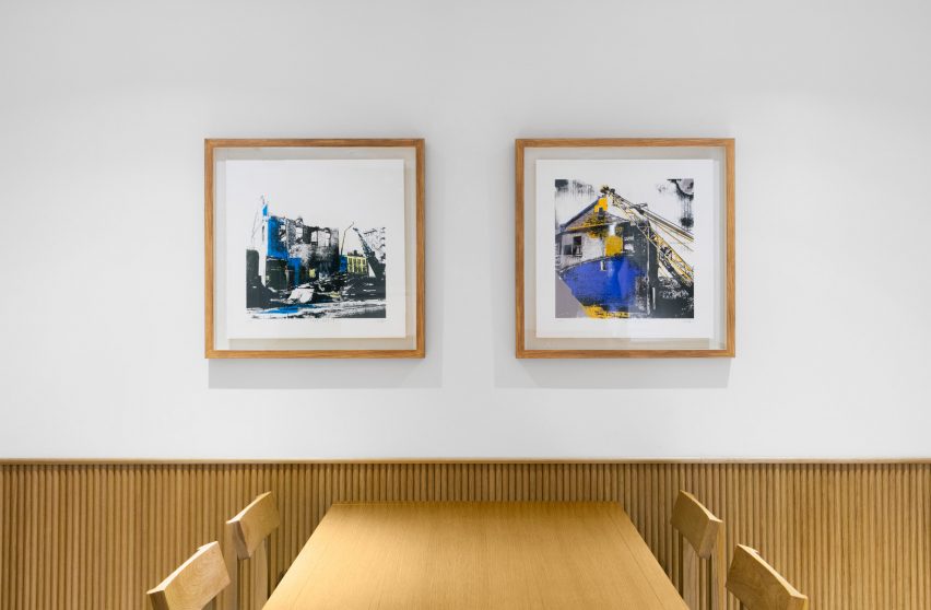 Korean firm By Seog Be Seog decorate Seoul restaurant interior with oak