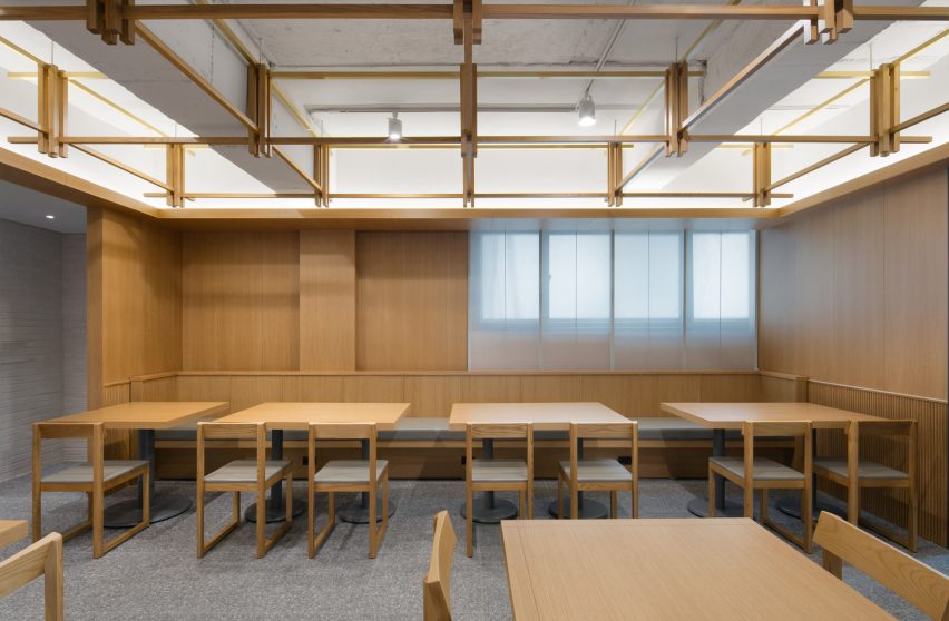 Korean firm By Seog Be Seog decorate Seoul restaurant interior with oak