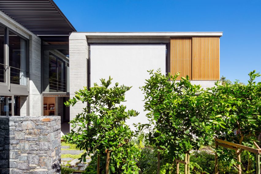 Local architecture firm Malan Vorster designs seaside Clifton House in Cape Town