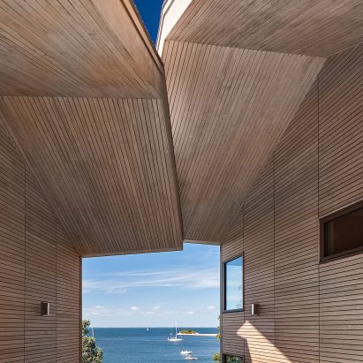 Cove House by Leroy Street Studio