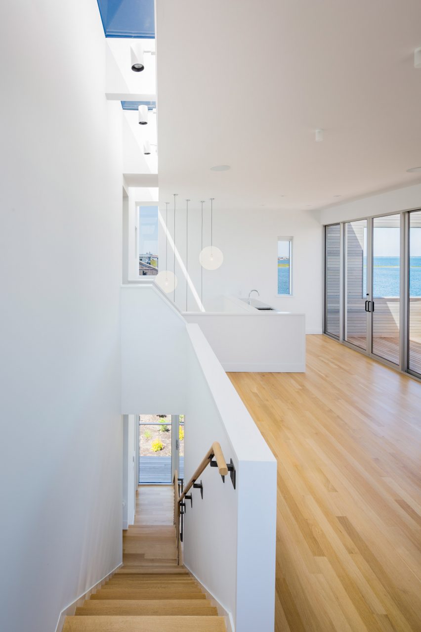 Cube House by Leroy Street Studio