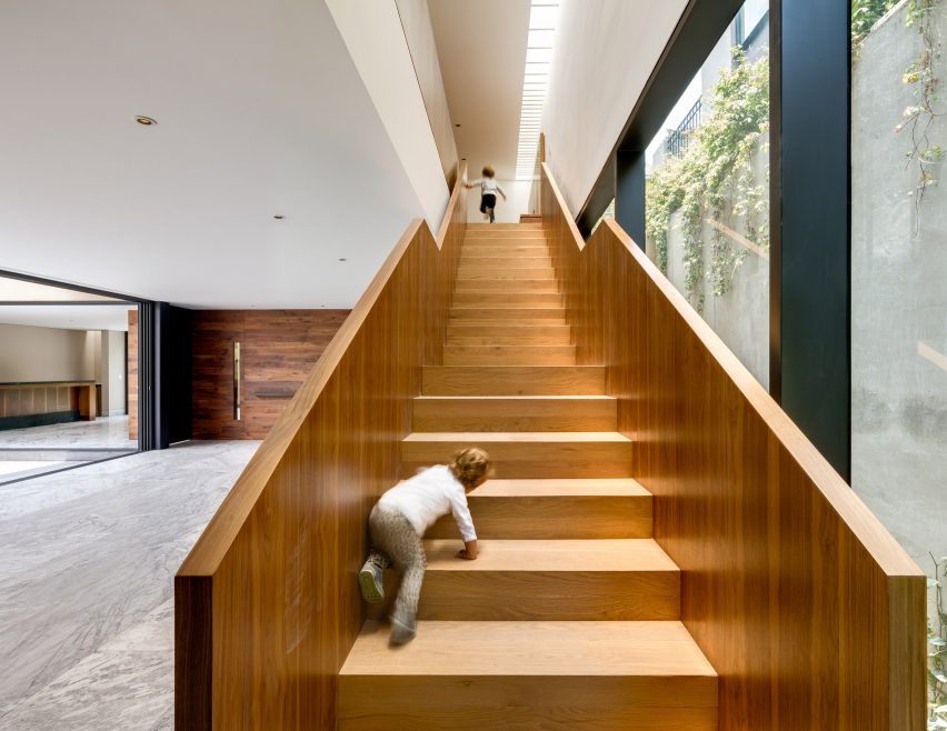 Cumbres House by Arquitectura Sergio Portill