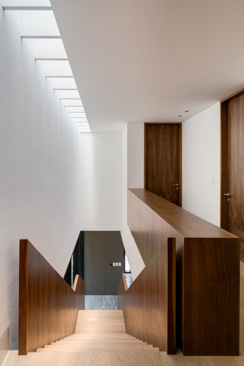 Cumbres House by Arquitectura Sergio Portill