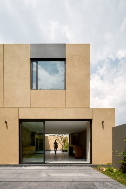 Cumbres House by Arquitectura Sergio Portill