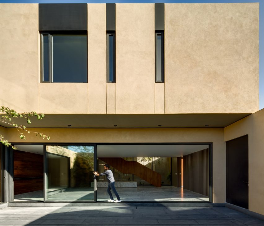 Cumbres House by Arquitectura Sergio Portill