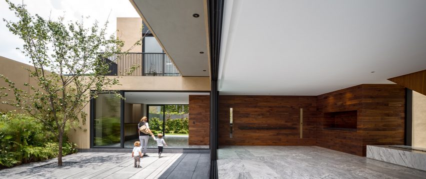 Cumbres House by Arquitectura Sergio Portill