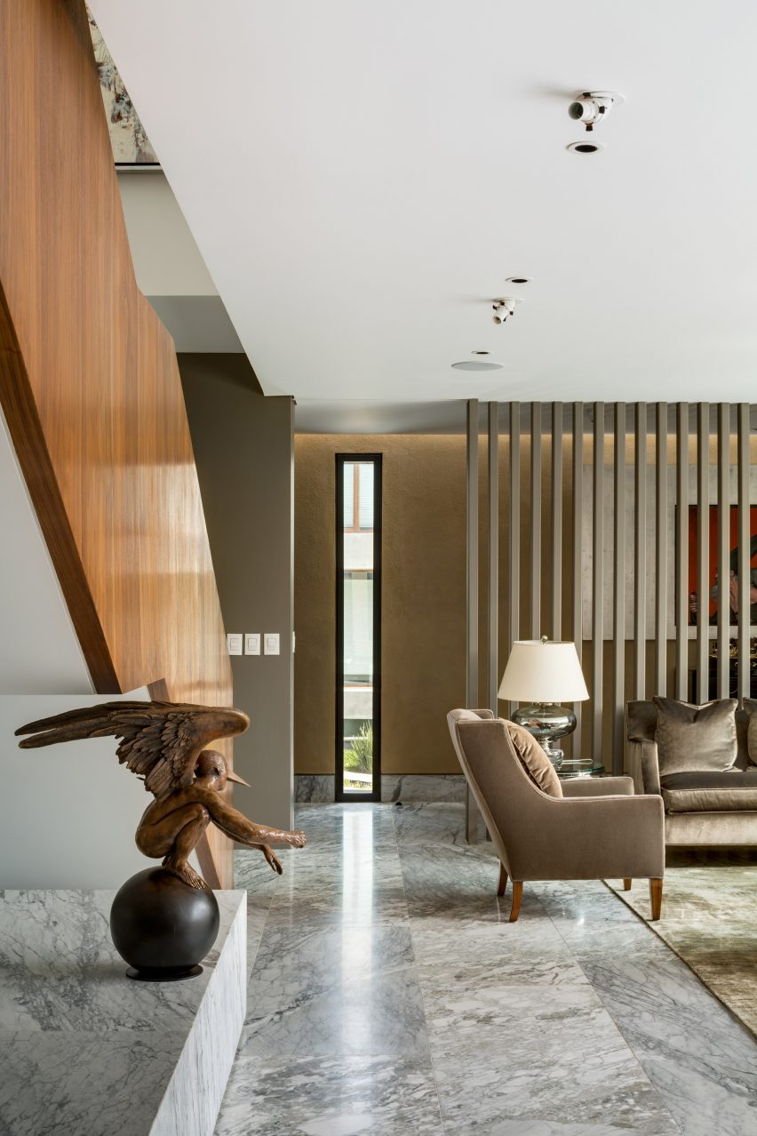 Cumbres House by Arquitectura Sergio Portill