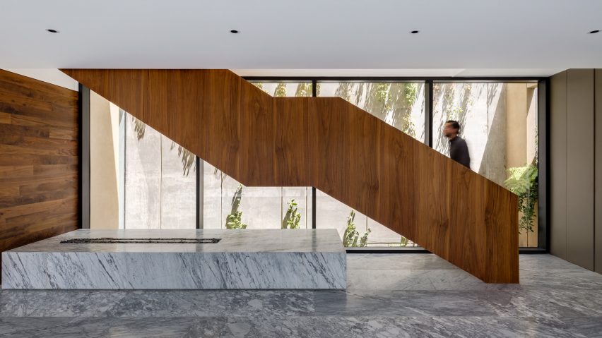 Cumbres House by Arquitectura Sergio Portill