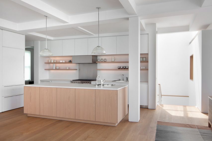 Duplex in Tribeca by Space4Architecture