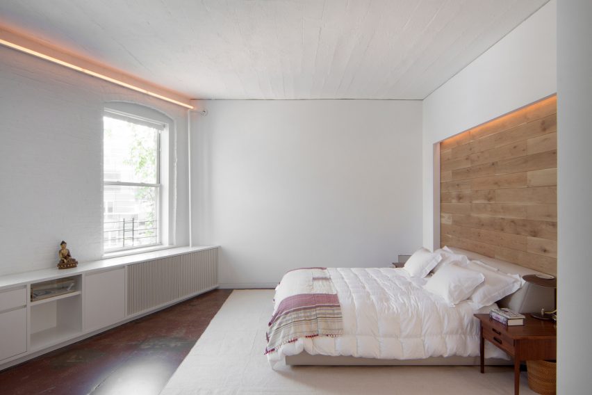Duplex in Tribeca by Space4Architecture