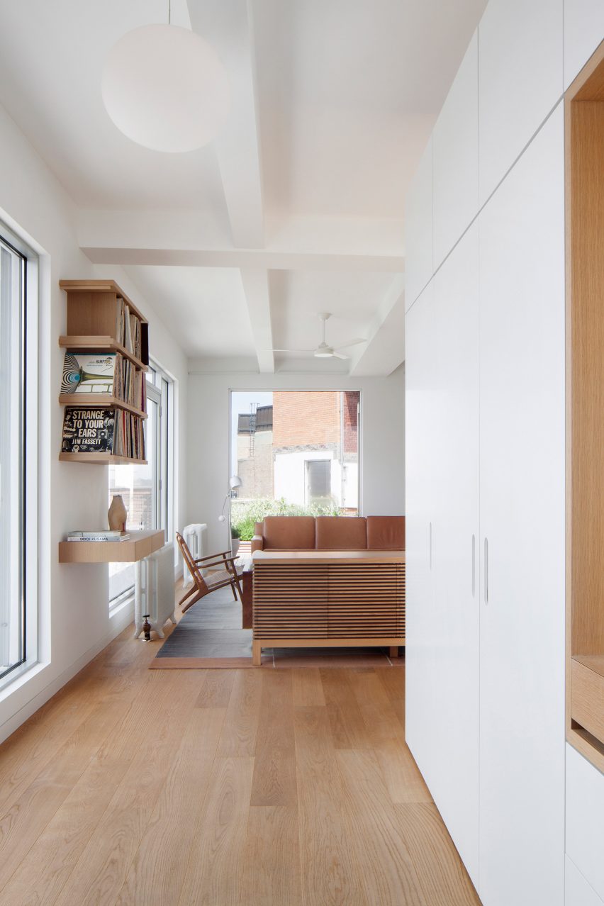 Duplex in Tribeca by Space4Architecture