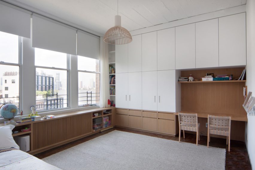 Duplex in Tribeca by Space4Architecture