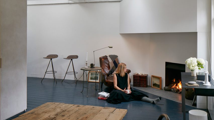 Egg by Jonathan Tuckey Design
