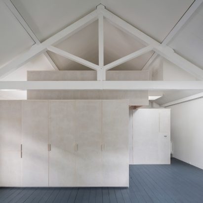 Egg by Jonathan Tuckey Design