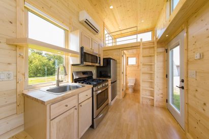 Escape One XL by Escape Homes