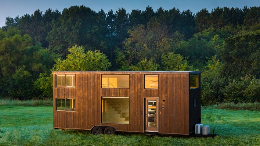 Escape One XL by Escape Homes