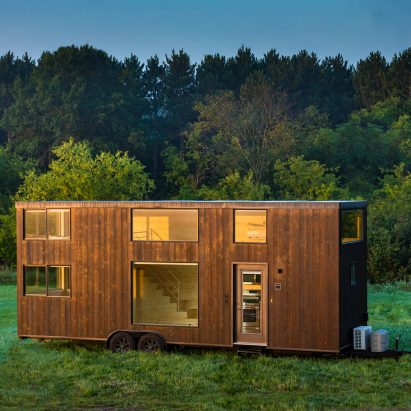 Escape One XL by Escape Homes