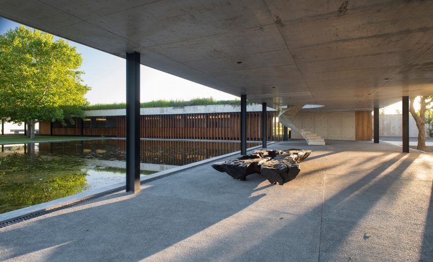 Figueras Polo Stables by Estudio Ramos