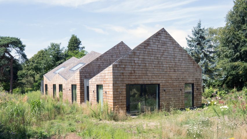 Old Suffolk barn transformed into countryside bed and breakfast by Blee Halligan Architects