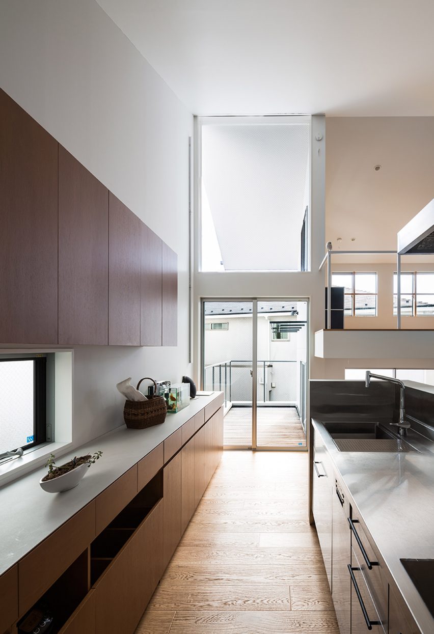 Gap House by MUU Store Design Studio