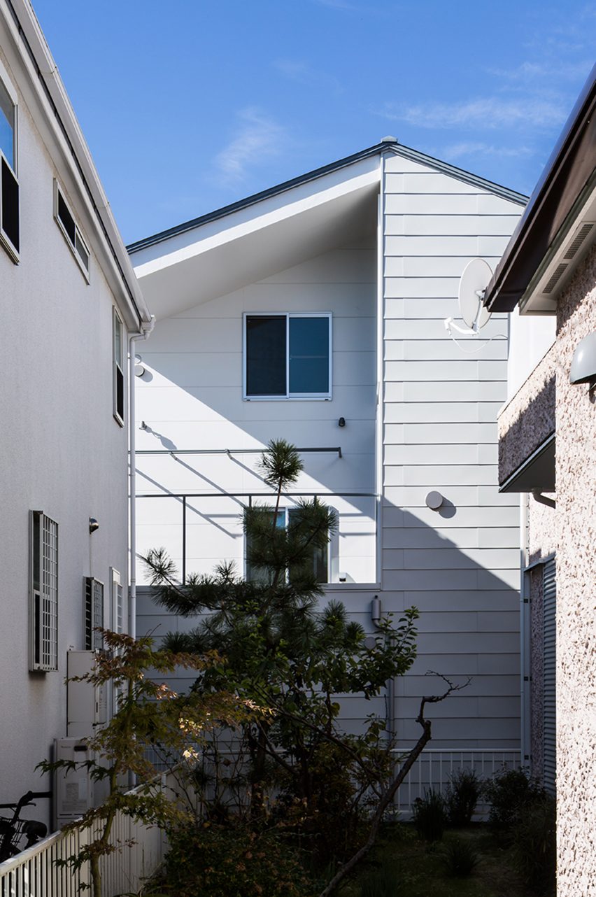 Gap House by MUU Store Design Studio