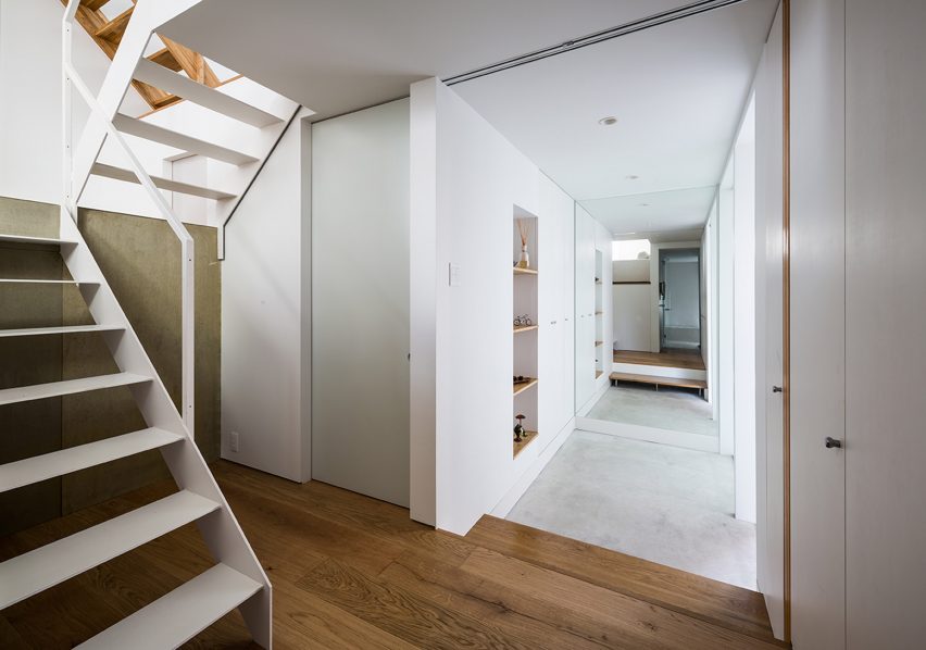 Gap House by MUU Store Design Studio