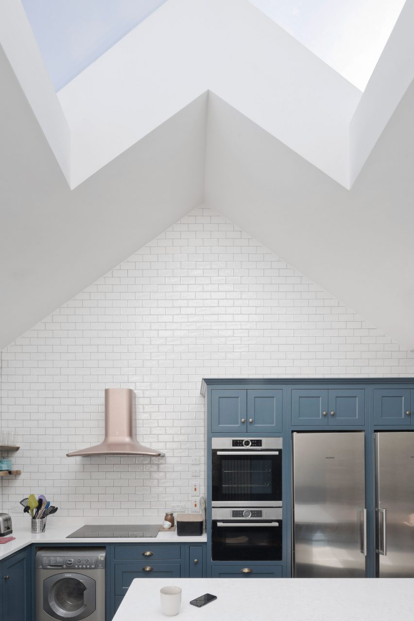 Grand Canal Street house by Scullion architects
