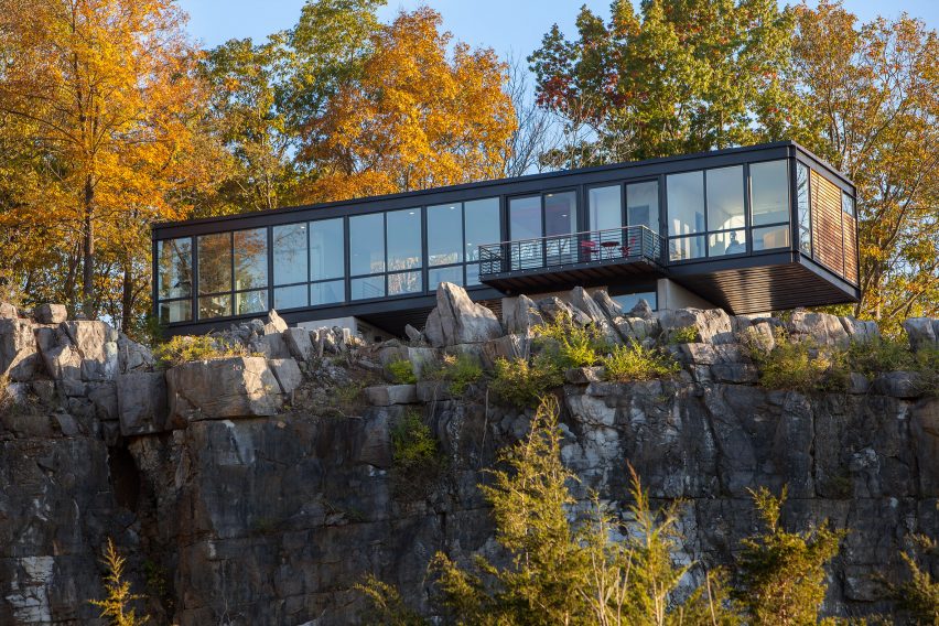 Hawk's Nest by Wiedemann Architects