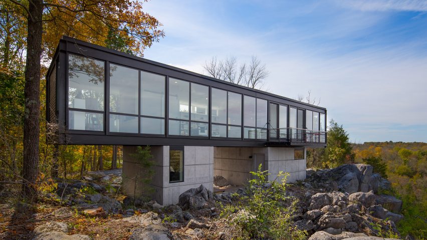 Hawk's Nest by Wiedemann Architects