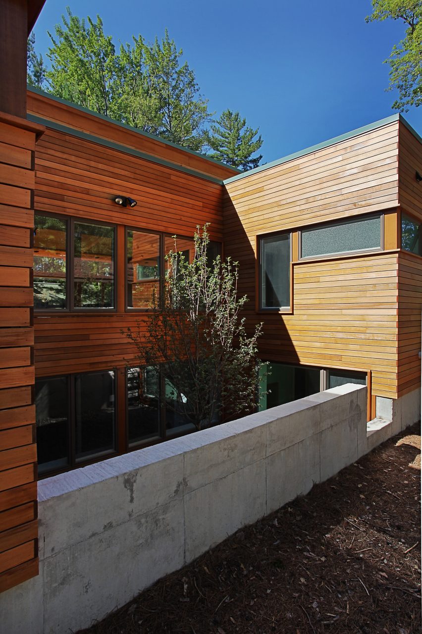 Higgins Lake House by Jeff Jordan Architects