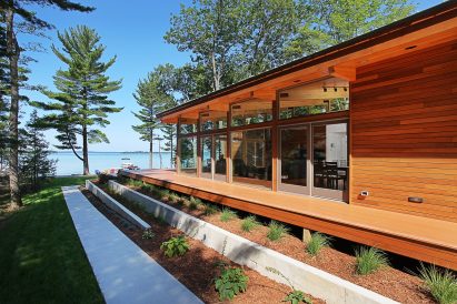 Higgins Lake House by Jeff Jordan Architects