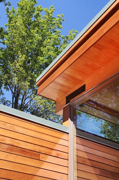 Higgins Lake House by Jeff Jordan Architects