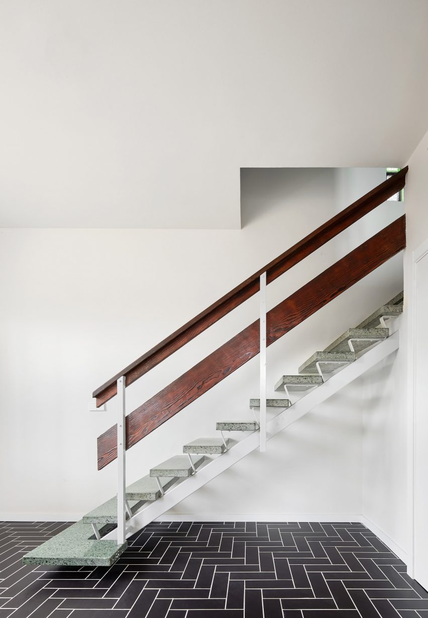 Architect Raúl Sánchez designs House 106 in Barcelona