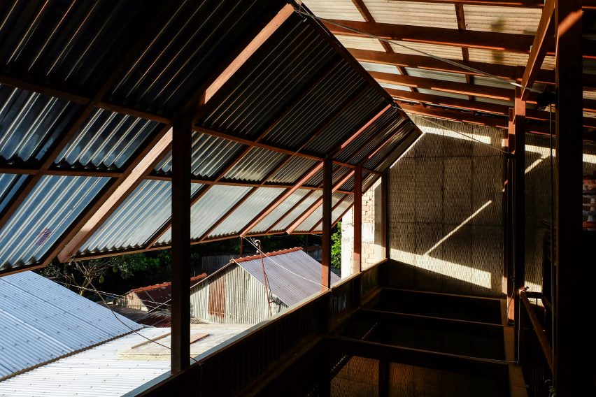 House in Chau Doc by Nishizawa Architects