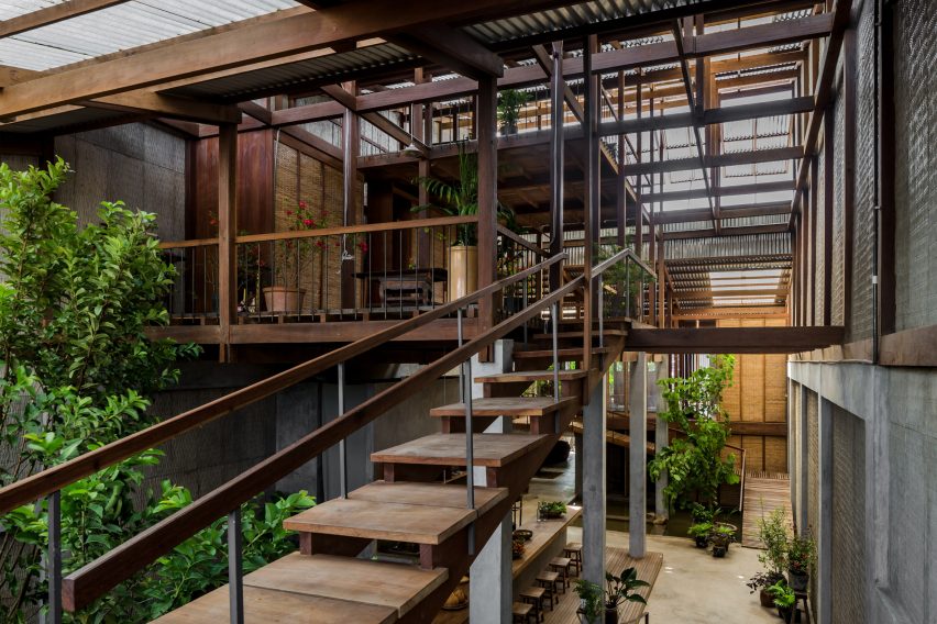 House in Chau Doc by Nishizawa Architects