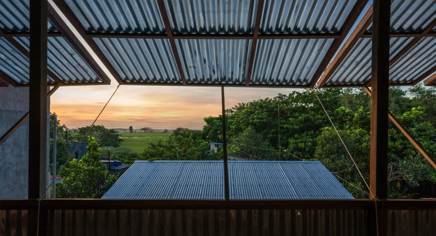 House in Chau Doc by Nishizawa Architects