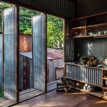 House in Chau Doc by Nishizawa Architects