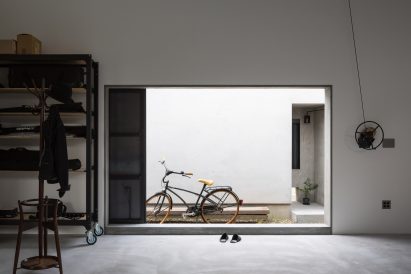 Corrugated steel house and studio by Japanese studio Form designed by Kouichi Kimura.