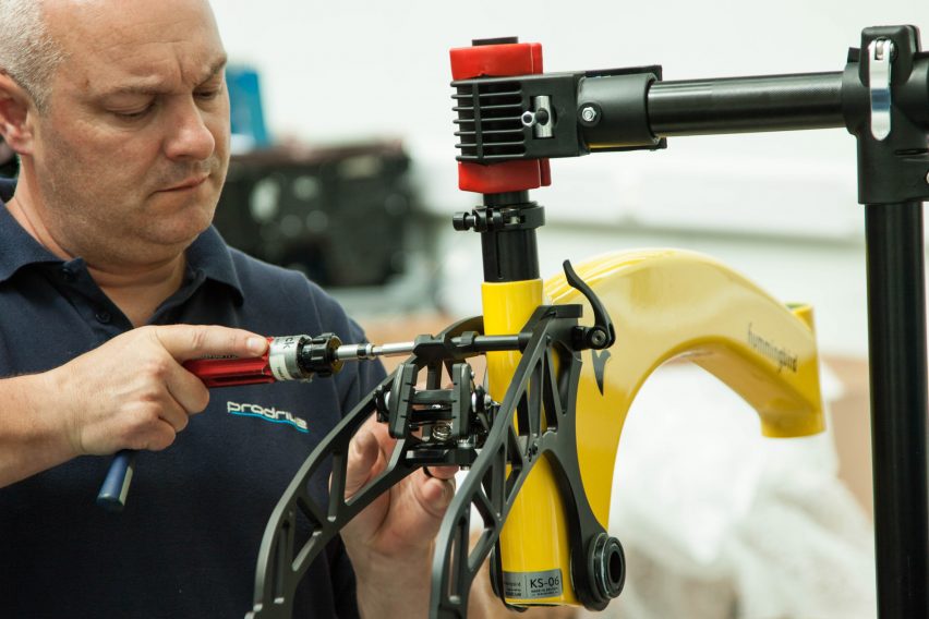 Hummingbird bicycle goes into production