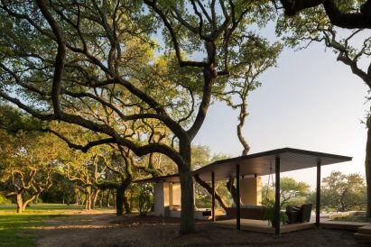 La Grange Pavilion by Murray Legge Architecture