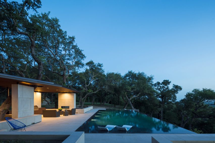 La Grange Pavilion by Murray Legge Architecture