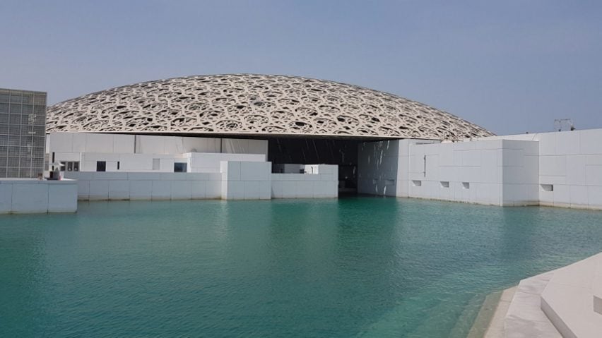 Louvre gallery by Jean Nouvel in Abu Dhabi
