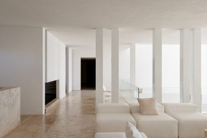 Mar Adentro by Miguel Angel Aragonés