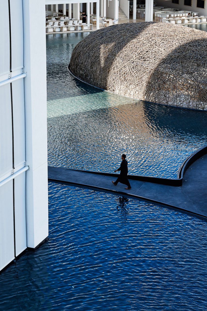 Mar Adentro by Miguel Angel Aragonés