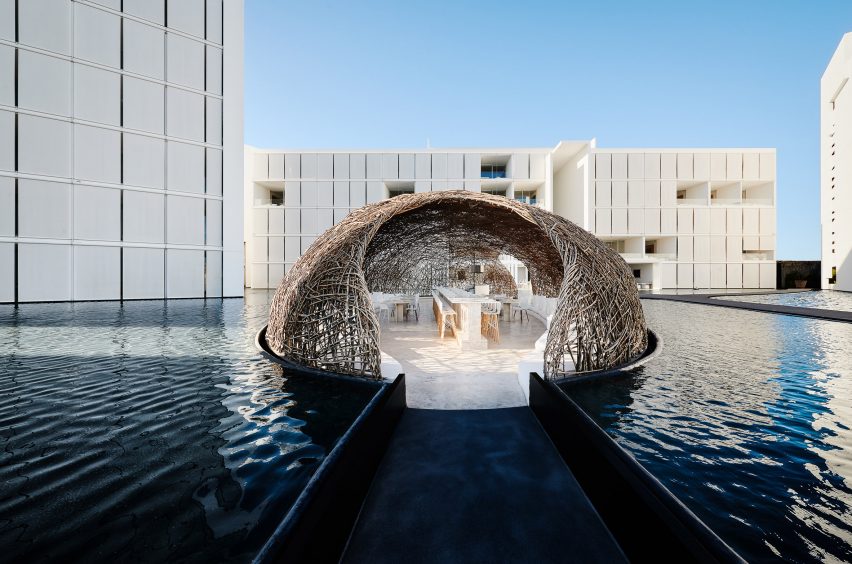 Mar Adentro by Miguel Angel Aragonés