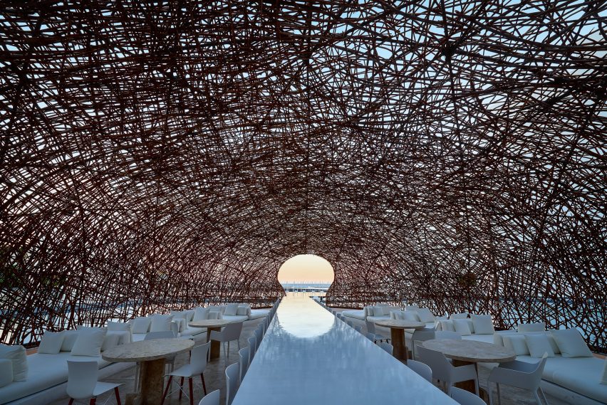 Mar Adentro by Miguel Angel Aragonés