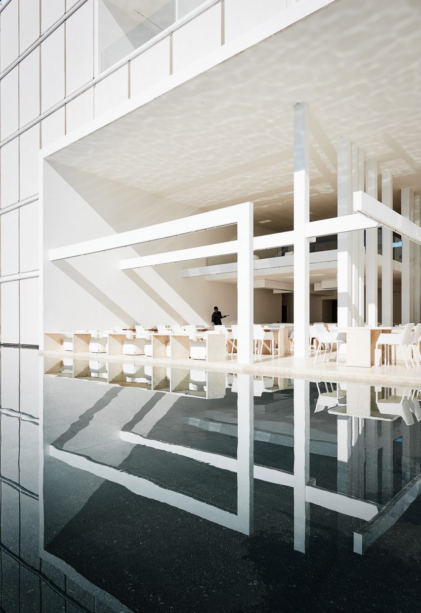 Mar Adentro by Miguel Angel Aragonés