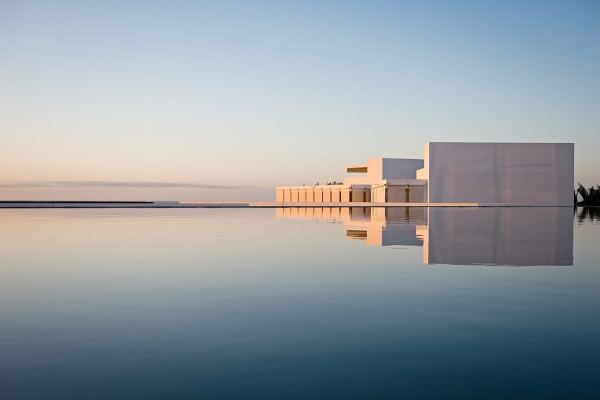Mar Adentro by Miguel Angel Aragonés