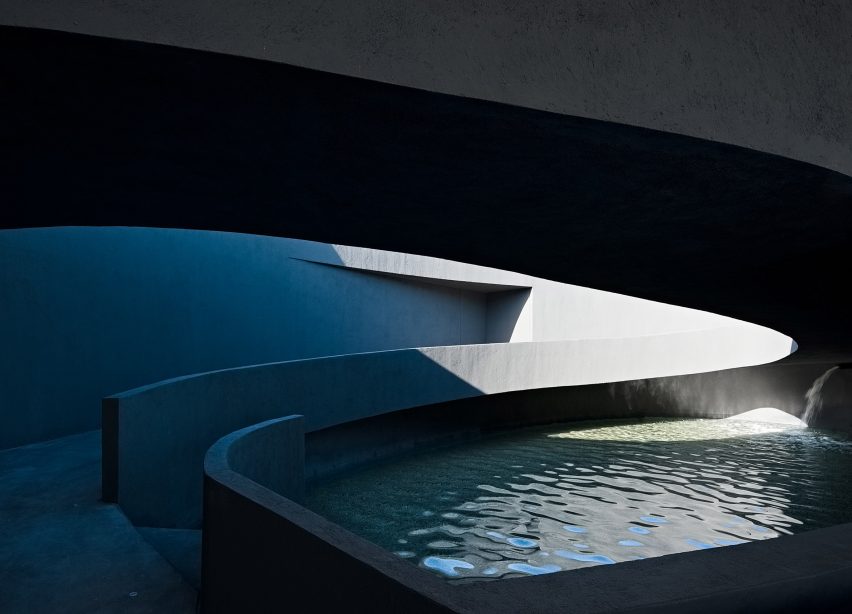 Mar Adentro by Miguel Angel Aragonés